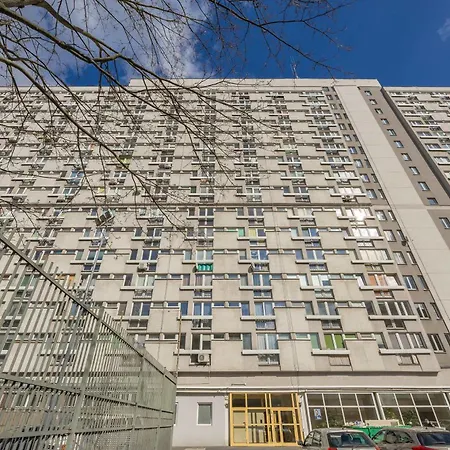 Elegant Pereca Ideal For Remote Work In Centre By Renters Appartement