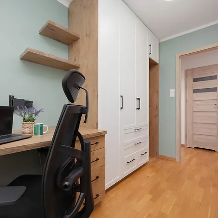 Daire Elegant Pereca Ideal For Remote Work In Centre By Renters Varşova
