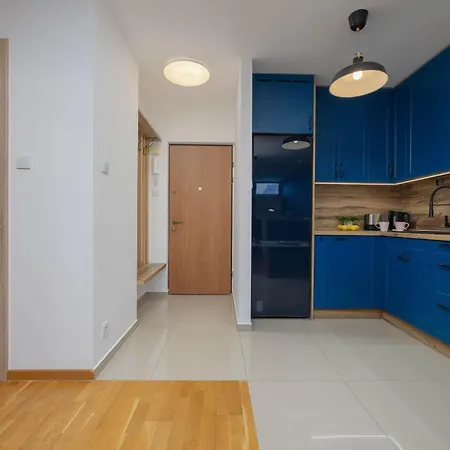 Elegant Pereca Ideal For Remote Work In Centre By Renters Apartment