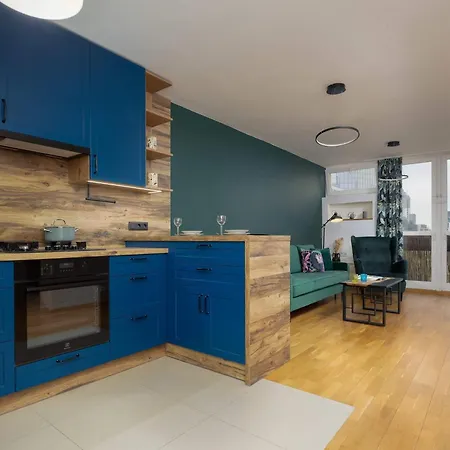 Elegant Pereca Ideal For Remote Work In Centre By Renters Apartment *