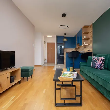 Apartment Elegant Pereca Ideal For Remote Work In Centre By Renters *