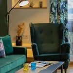 Appartement Elegant Pereca Ideal For Remote Work In Centre By Renters Varsovie